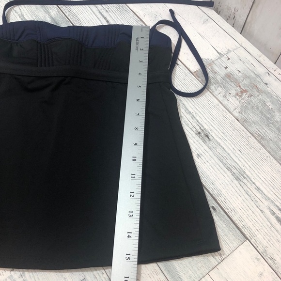 Athleta Textured Bandeau Halter Style Swimsuit Top XS - Picture 9 of 9